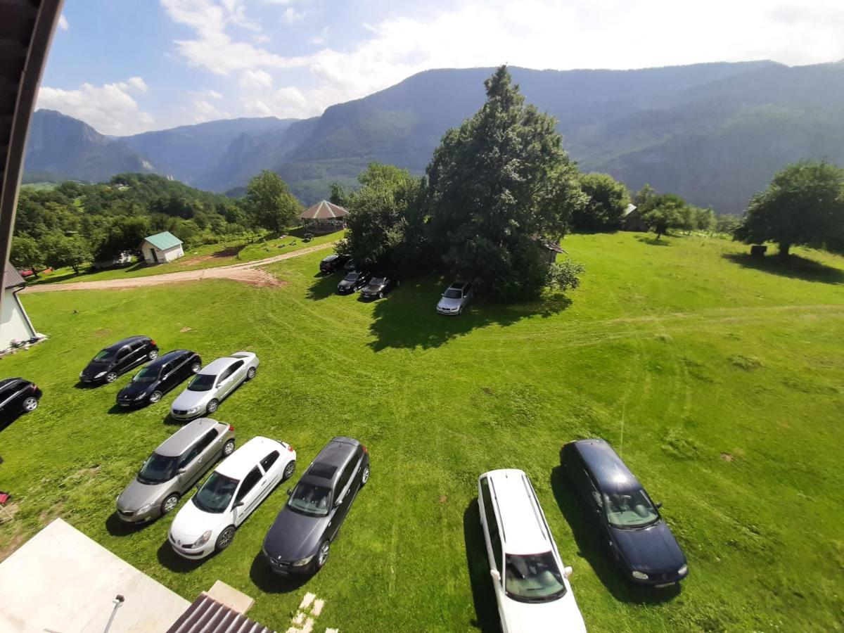 Rafting Camp Apartments Montenegro Goran Lekovic Zabljak  Exterior photo